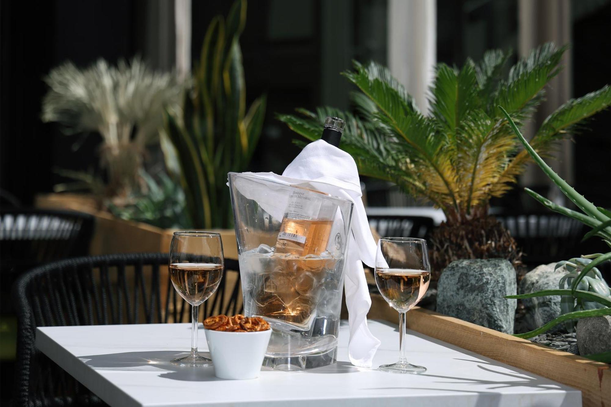 Le Nelioe Otel Aix-en-Provence Dış mekan fotoğraf