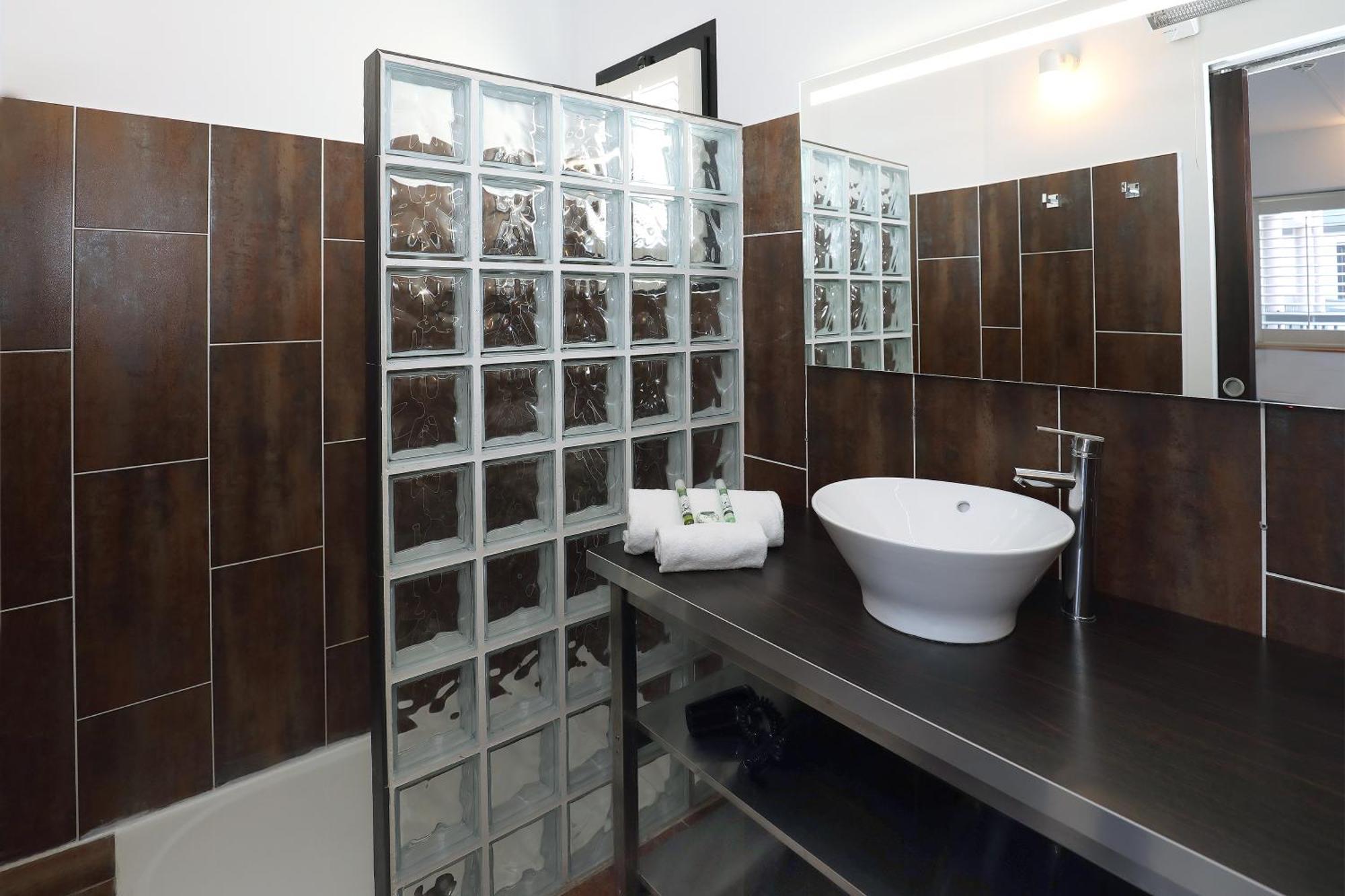 Le Nelioe Otel Aix-en-Provence Dış mekan fotoğraf